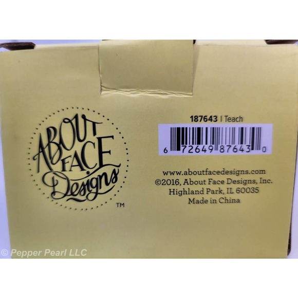 Teacher Tap Bell What's Your Superpower? I Teach Gift Boxed Hello World - Picture 8 of 9